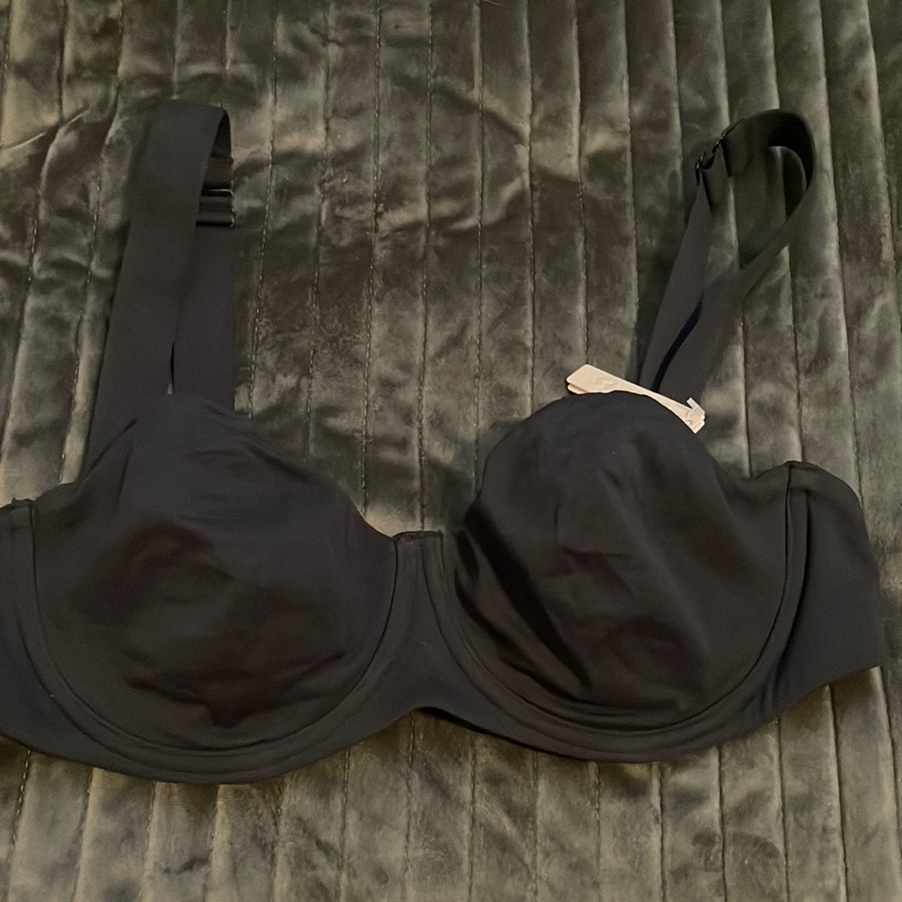 SKIMS NO SHOW MOLDED UNDERWIRE BRA, COTTON